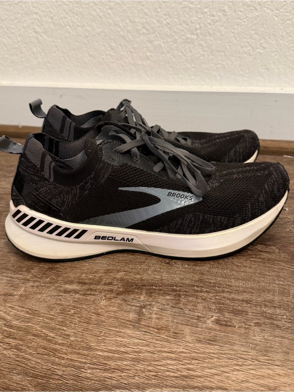 Brooks Bedlam Running Shoes - Black & White